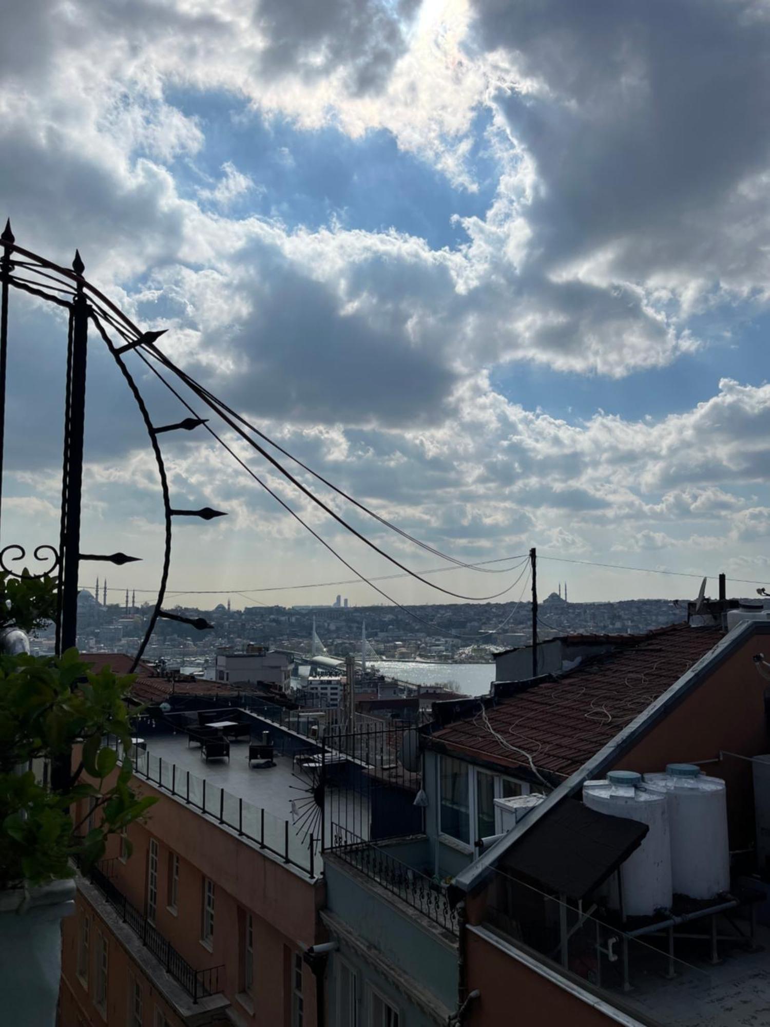 Ganbaru Tours - Flats In Galata Apartamento Istambul Exterior foto